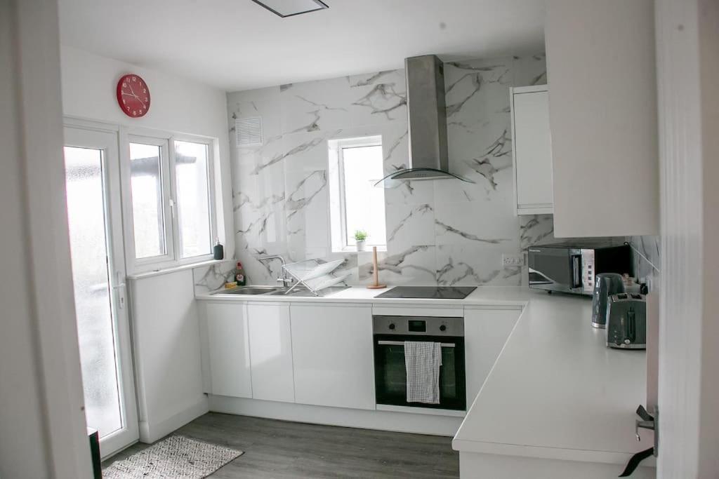 Stylish Retreat In Leigh-On-Sea Apartment Southend-on-Sea Exterior foto